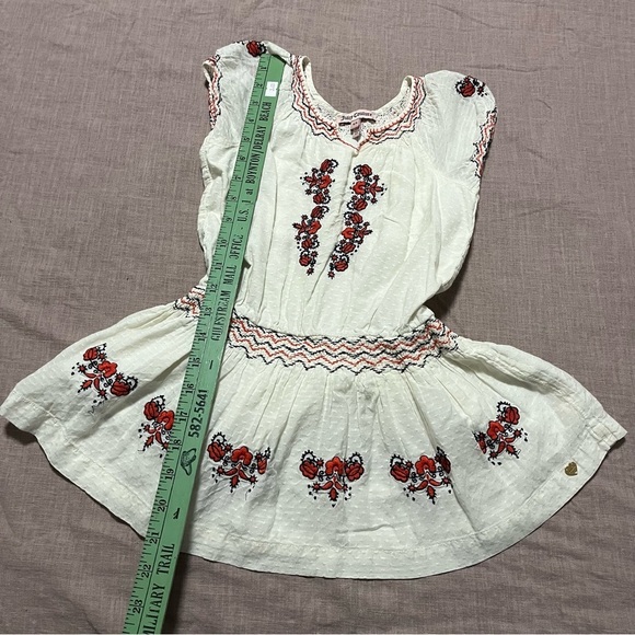 Juicy Couture Embroidered White and Red Kids Dress Size 4/5 elastic waist - Picture 6 of 6
